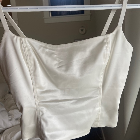 💙Buy 1 get 1 free💙 Wilfred Lovefest Satin Bustier Top White XS - Picture 2 of 7